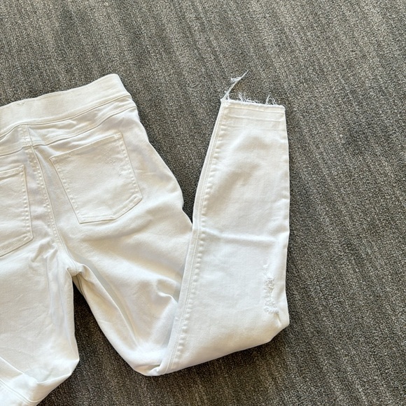 SPANX White Distressed Skinny Jeans - Picture 8 of 9